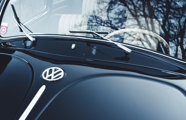 logo automobilky